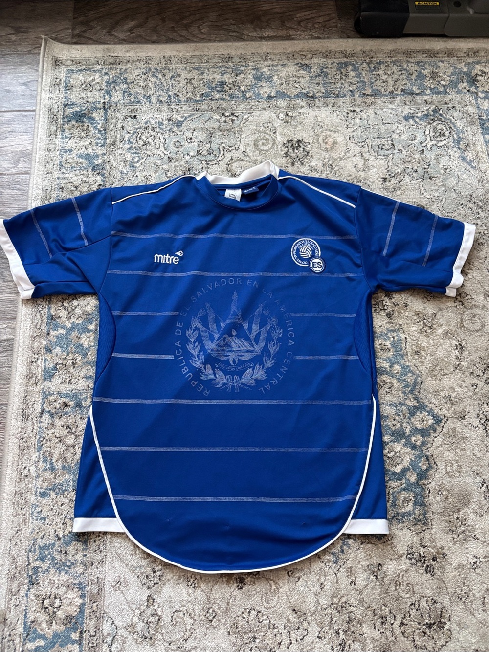 El Salvador Blue Soccer Jersey Size Large